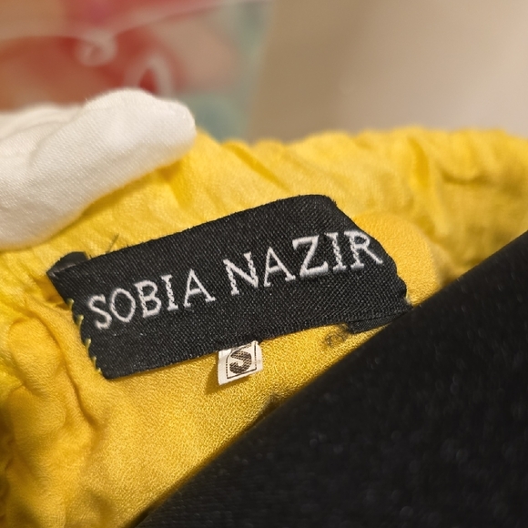 Yellow Off-Shoulder Lace Top - Picture 2 of 10